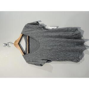 a.n.a Women’s Heather Gray Short Sleeve Scoop Neck T-Shirt Size Small NWT